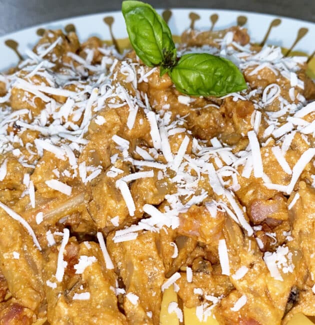 Pasta alla norma e pancetta