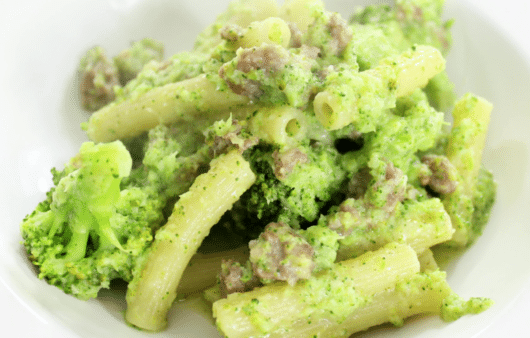 Pasta broccoli e salsiccia a modo mio