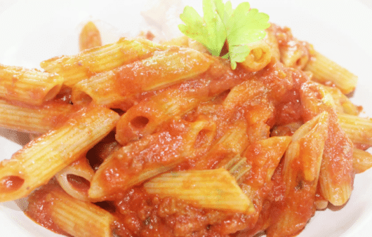 Pasta con ragù di salsiccia a modo mio