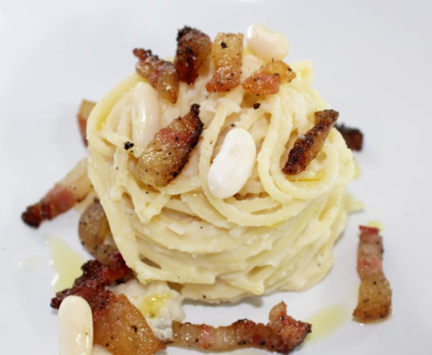 Pasta crema di fagioli e guanciale