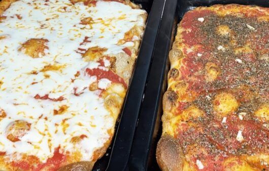 Pizza con poolish in teglia