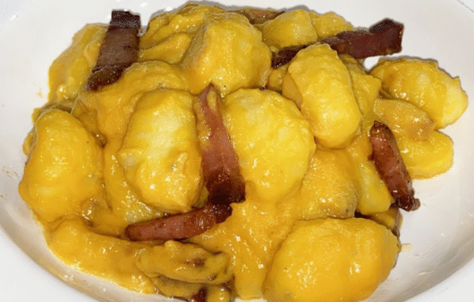 Gnocchi zucca, gorgonzola e speck