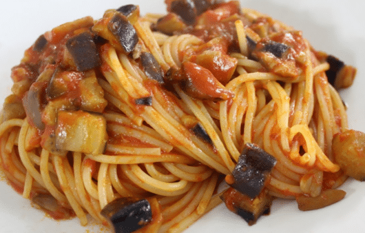 Spaghetti funghi misti e melanzane