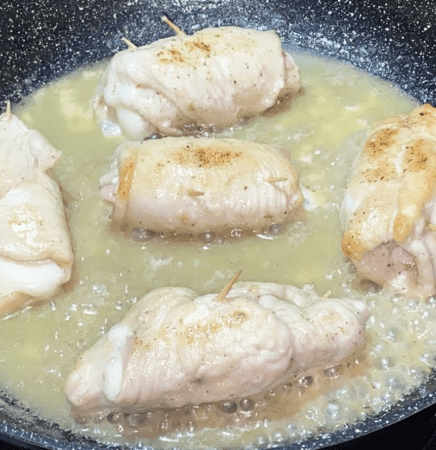 Involtini di tacchino ripieni cotti in padella