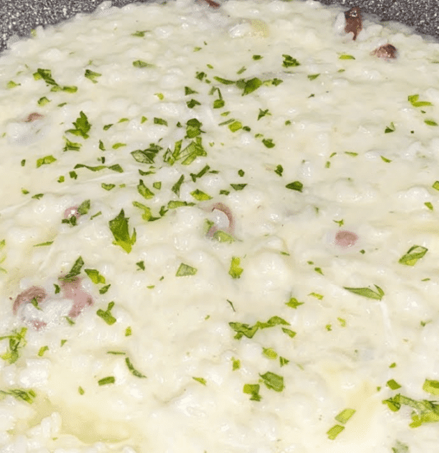 Risotto ai 10 formaggi con guanciale svuotafrigo