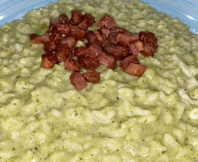 Risotto filante con broccoletti e pancetta