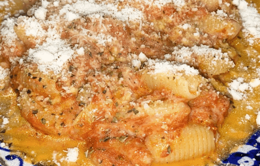 Pasta ai formaggi rossa