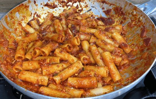 Pasta alla tropeana
