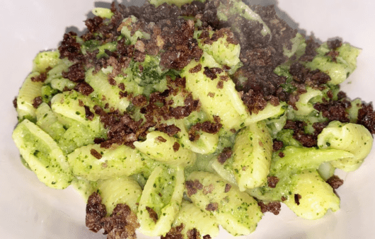 Pasta broccoletti e mollica alle olive