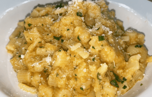 Pasta e cavolfiore "azzeccat" alla napoletana cremosa cremosa