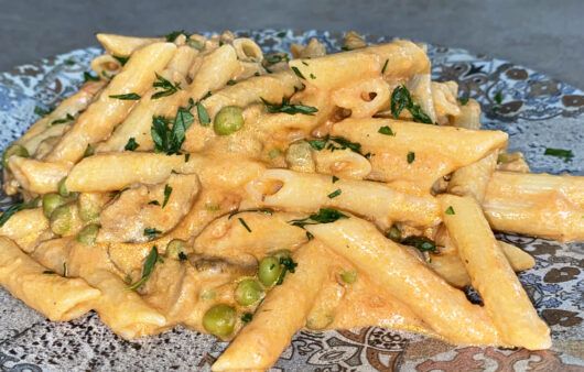 Pasta alla boscaiola con prosciutto