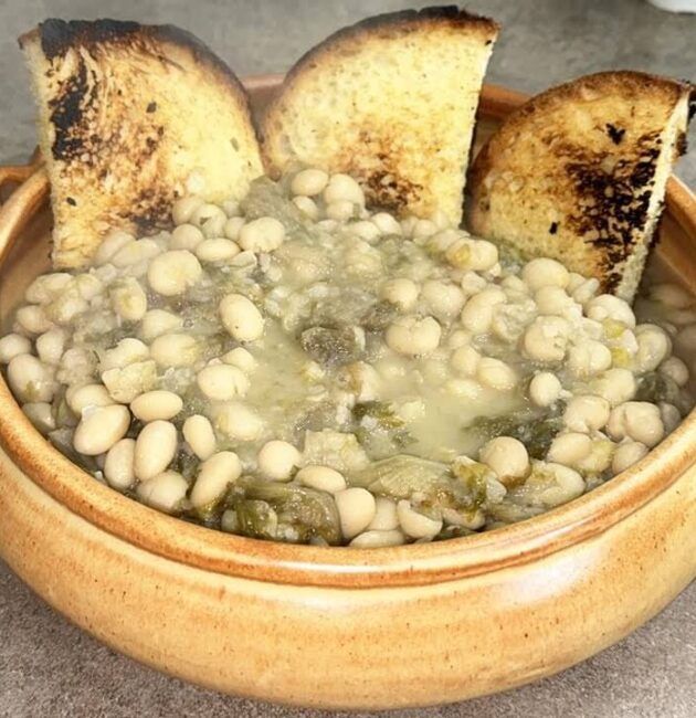 Scarole e fagioli alla napoletana
