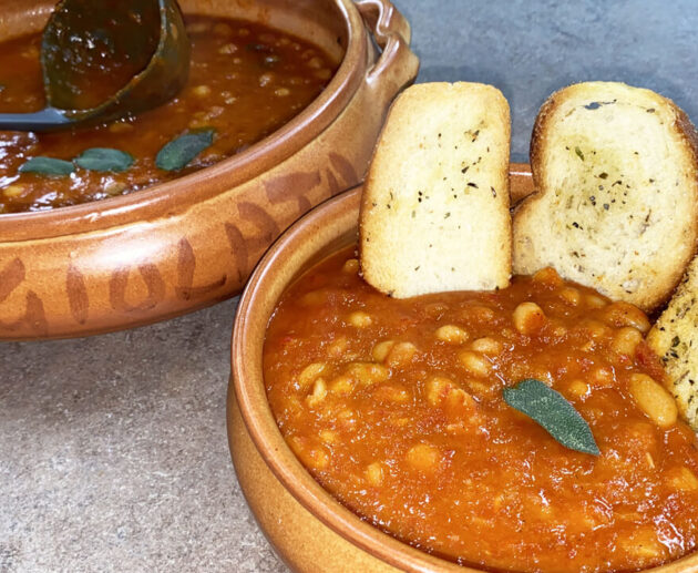 Fagioli all'uccelletto