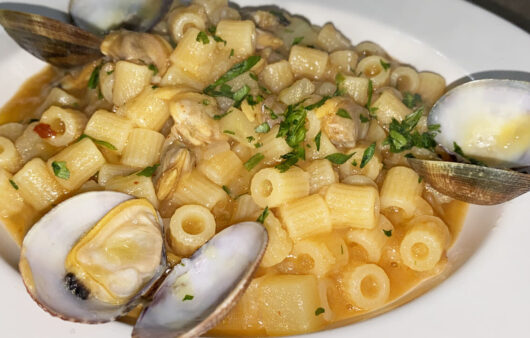 Pasta patate e vongole