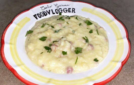 Purè di patate fatto in casa con patate e provola