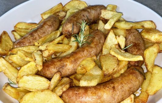 Salsicce alla birra in padella