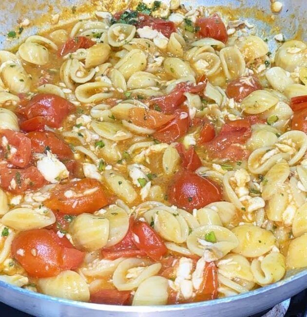 Orecchiette con la spigola