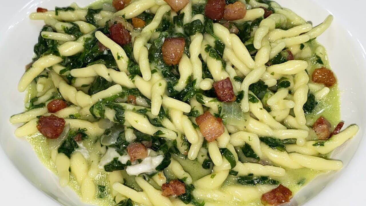 Trofie spinaci, gorgonzola e pancetta