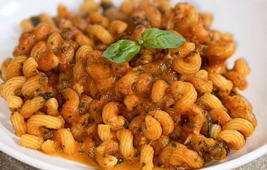 Pasta arancione