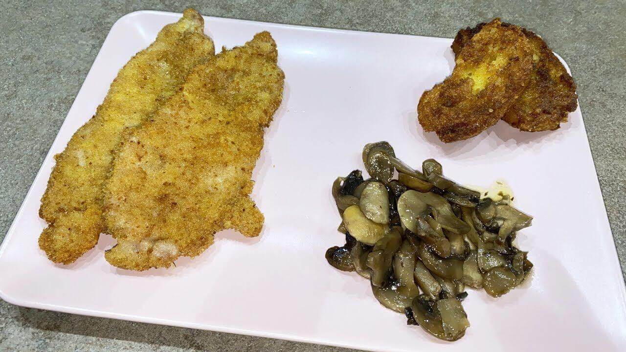Cotolette di arista profumate al limone