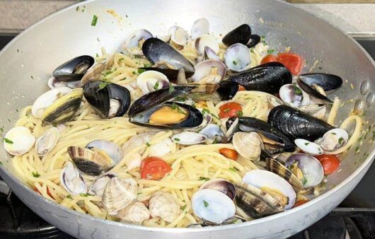 Pasta allo scoglio