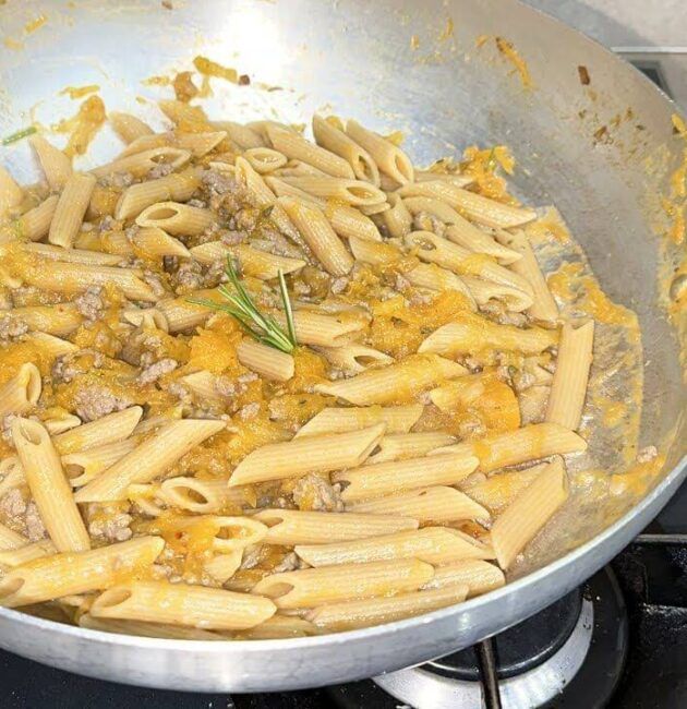 Pasta zucca e macinato