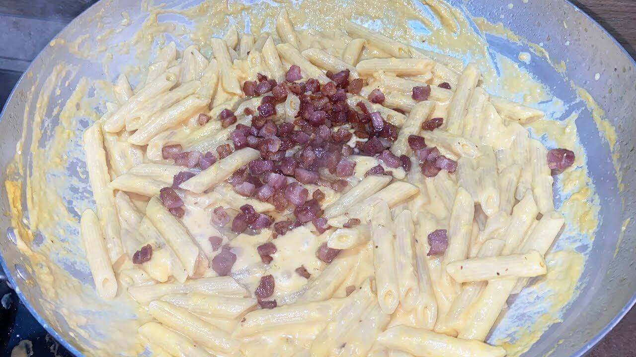Pasta zucca, Philadelphia e pancetta