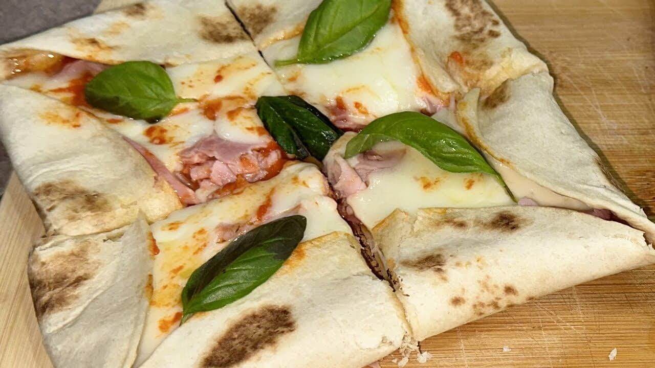 Piadipizza con cornicione ripieno