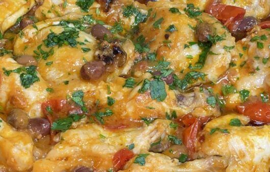 Pollo alle olive in padella