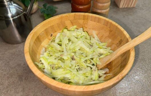 Insalata di puntarelle alla romana