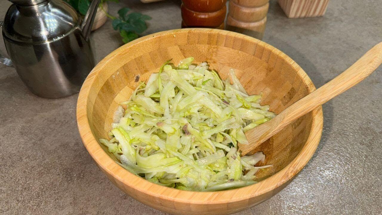 Insalata di puntarelle alla romana