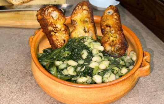 Cicoria e fagioli ripassati in padella