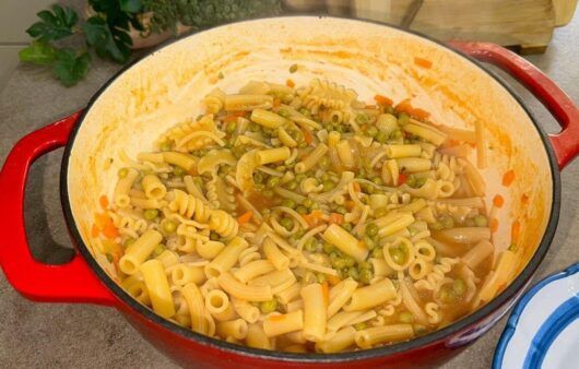 Pasta e piselli alla Peppino
