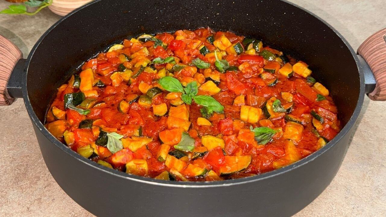 Zucchine e pomodorini in agrodolce