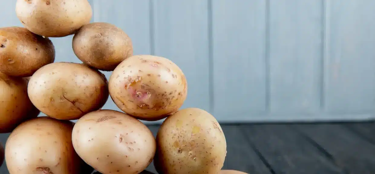 Tutto sulla Patata a Pasta Bianca: storia, proprietà e salute | Perché usarla in cucina