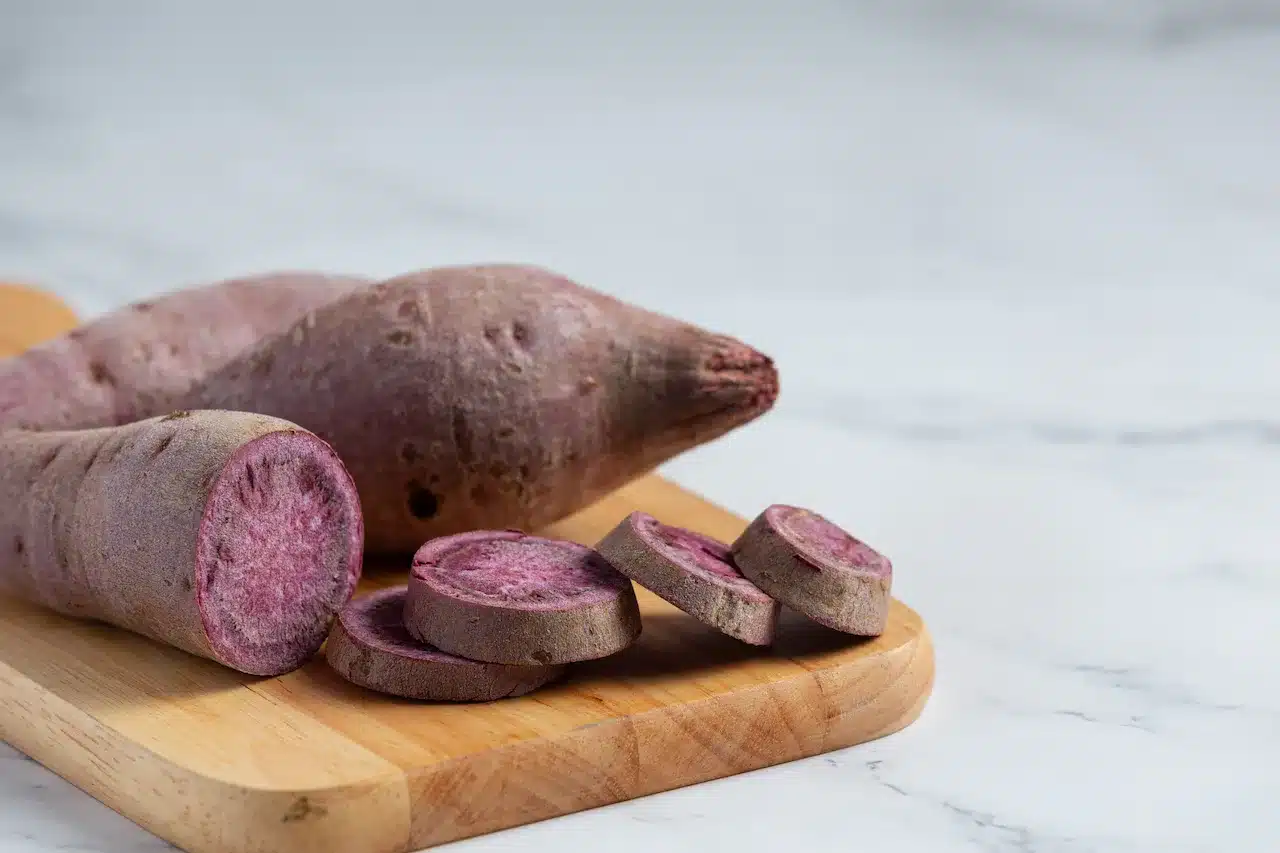 Tutto sulla Patata Viola: origini, proprietà e benessere. Perché integrarla nella dieta?