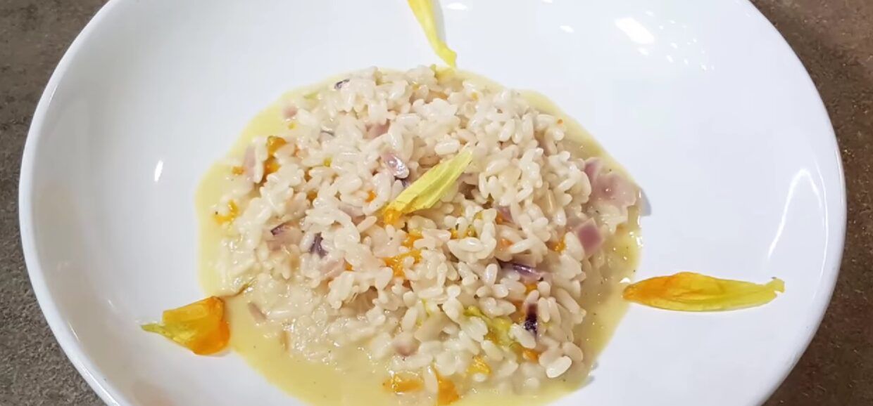 Ricetta facile risotto fiori di zucca e stracchino (CON VIDEO)