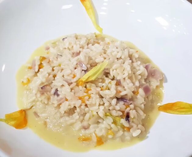 Ricetta facile risotto fiori di zucca e stracchino (CON VIDEO)