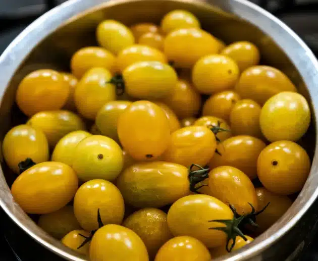 Tutto sui pomodorini gialli: cosa sapere su proprietà e nutrienti