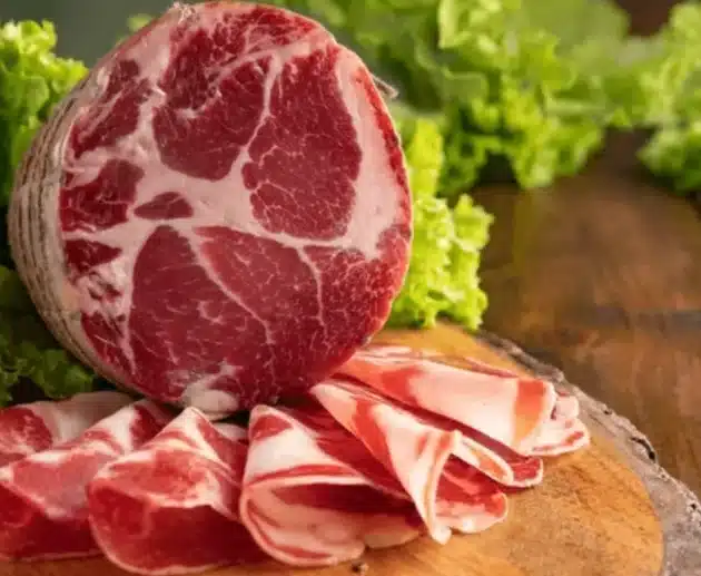 Tutto sul capocollo: ecco cosa sapere su valori e nutrienti