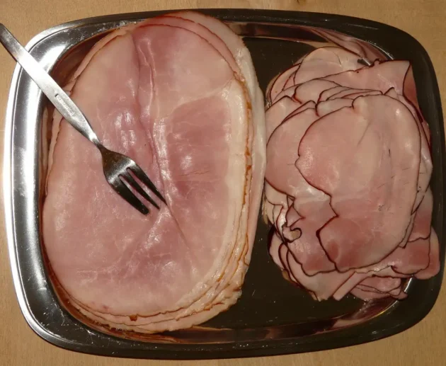 Tutto ciò che desideri sapere sul prosciutto cotto: fa bene?
