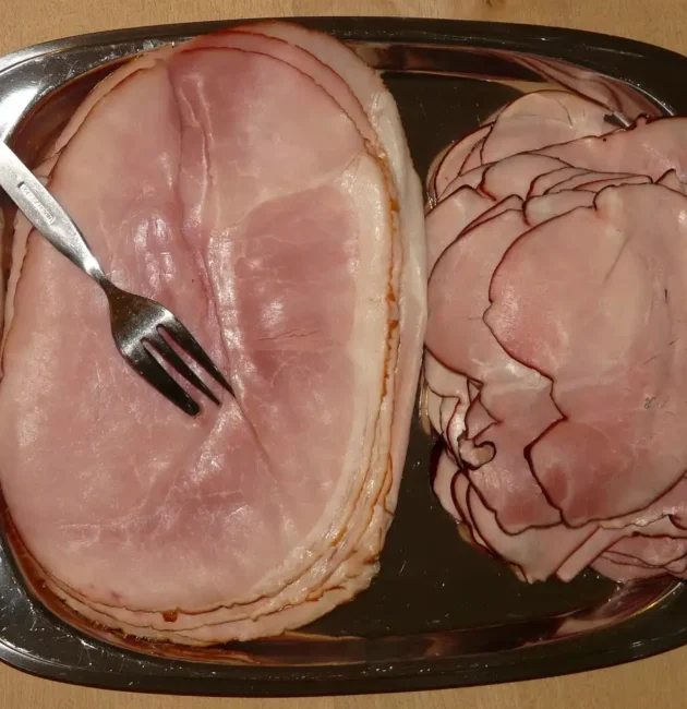 Tutto ciò che desideri sapere sul prosciutto cotto: fa bene?