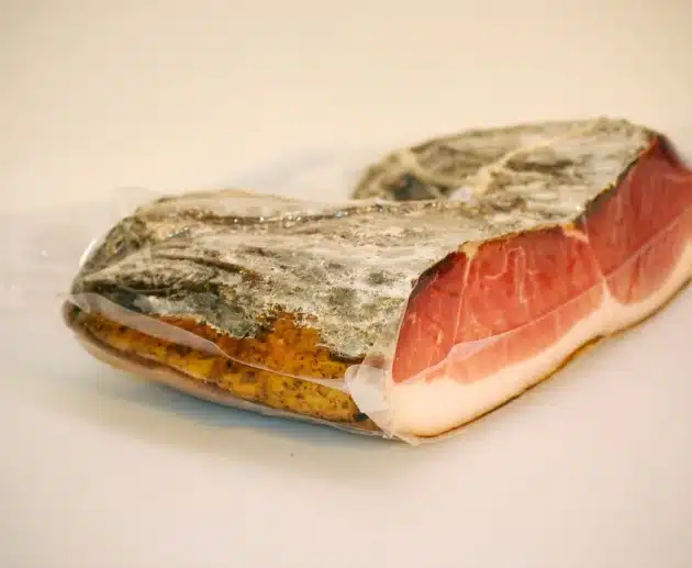 Lo Speck fa bene? Ecco cosa sapere sul salume
