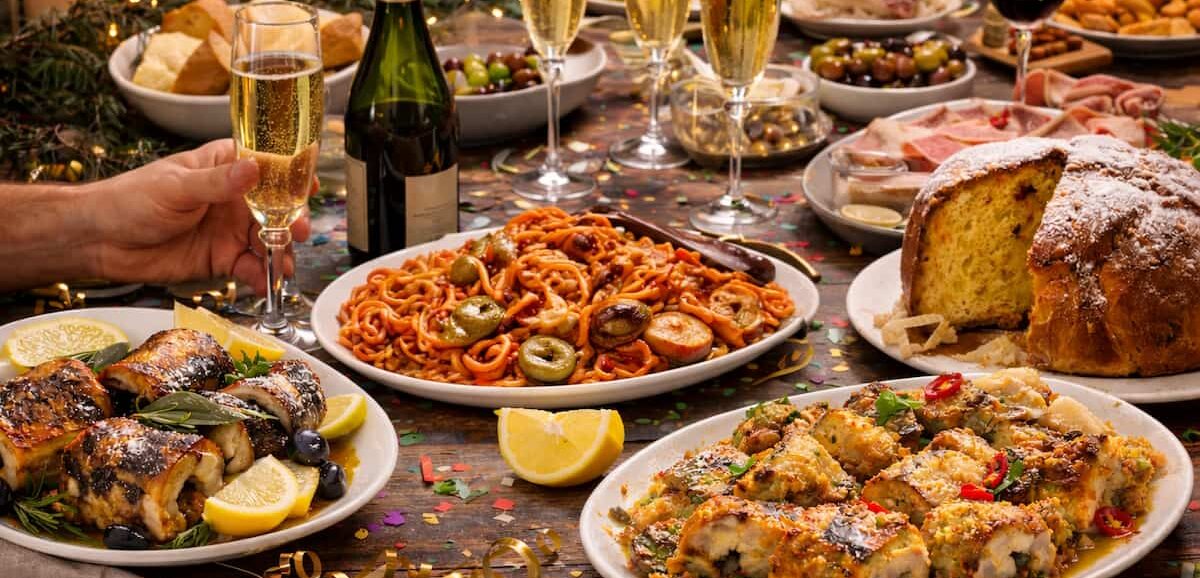 Scopri gli errori da evitare nel cenone di Capodanno: quantità, tempi, piatti simbolici e consigli pratici per una serata equilibrata.le ricette di Carlo Gaiano