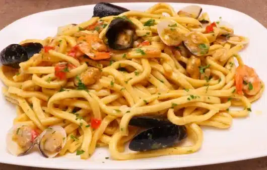 Scialatielli misto scoglio surgelato (ricetta facile e veloce)